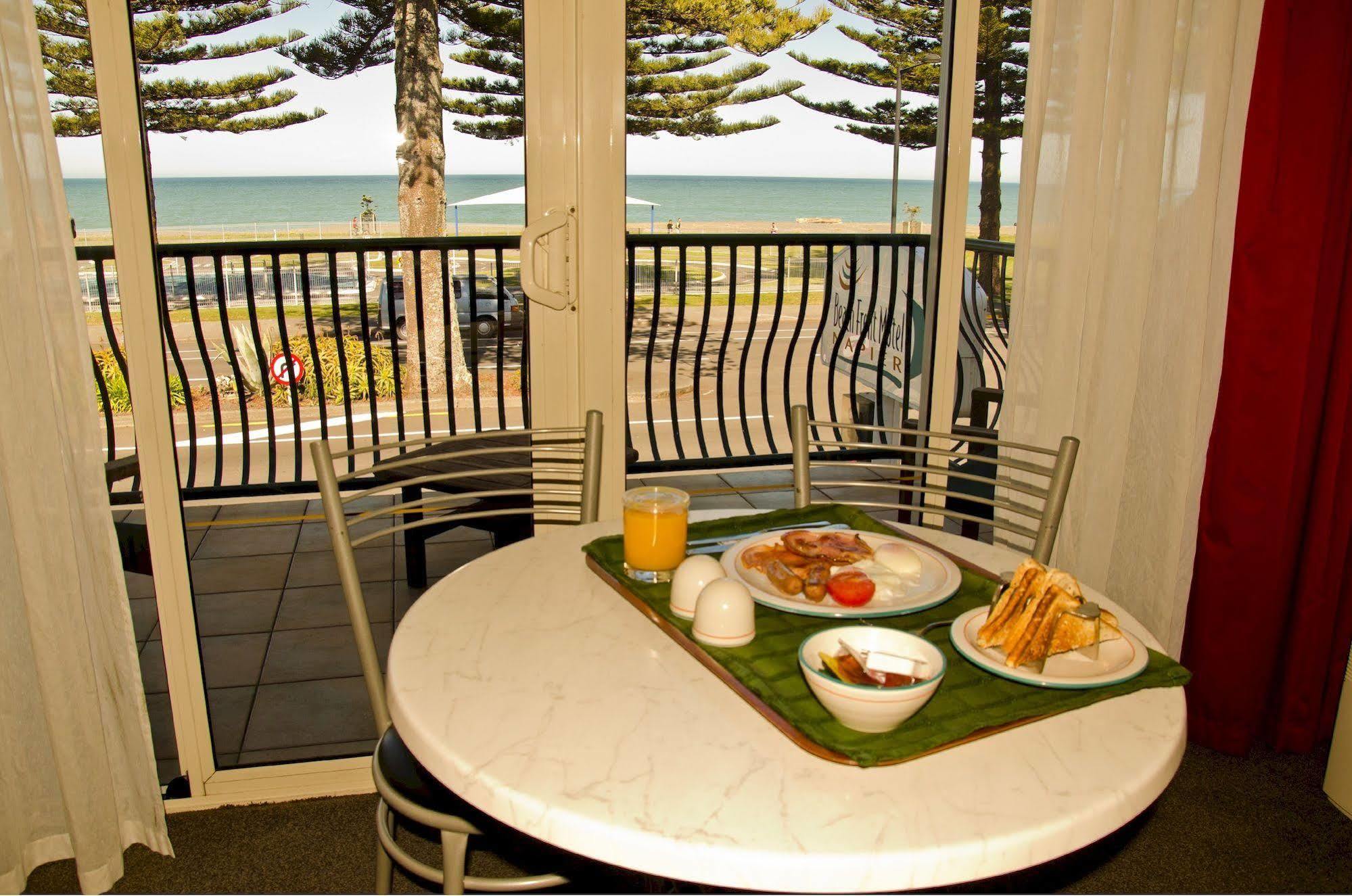 Beachfront Motel Napier Exterior foto